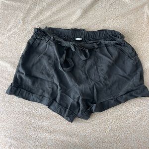 Aerie paperbag shorts size L